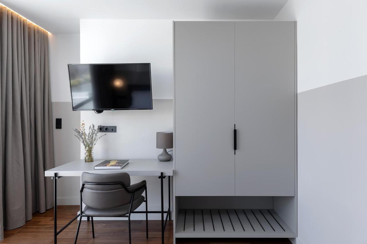 The Athenians Art Apartments Exterior photo