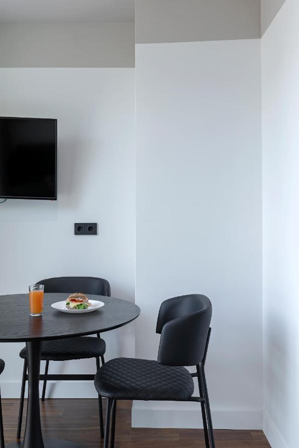 The Athenians Art Apartments Exterior photo